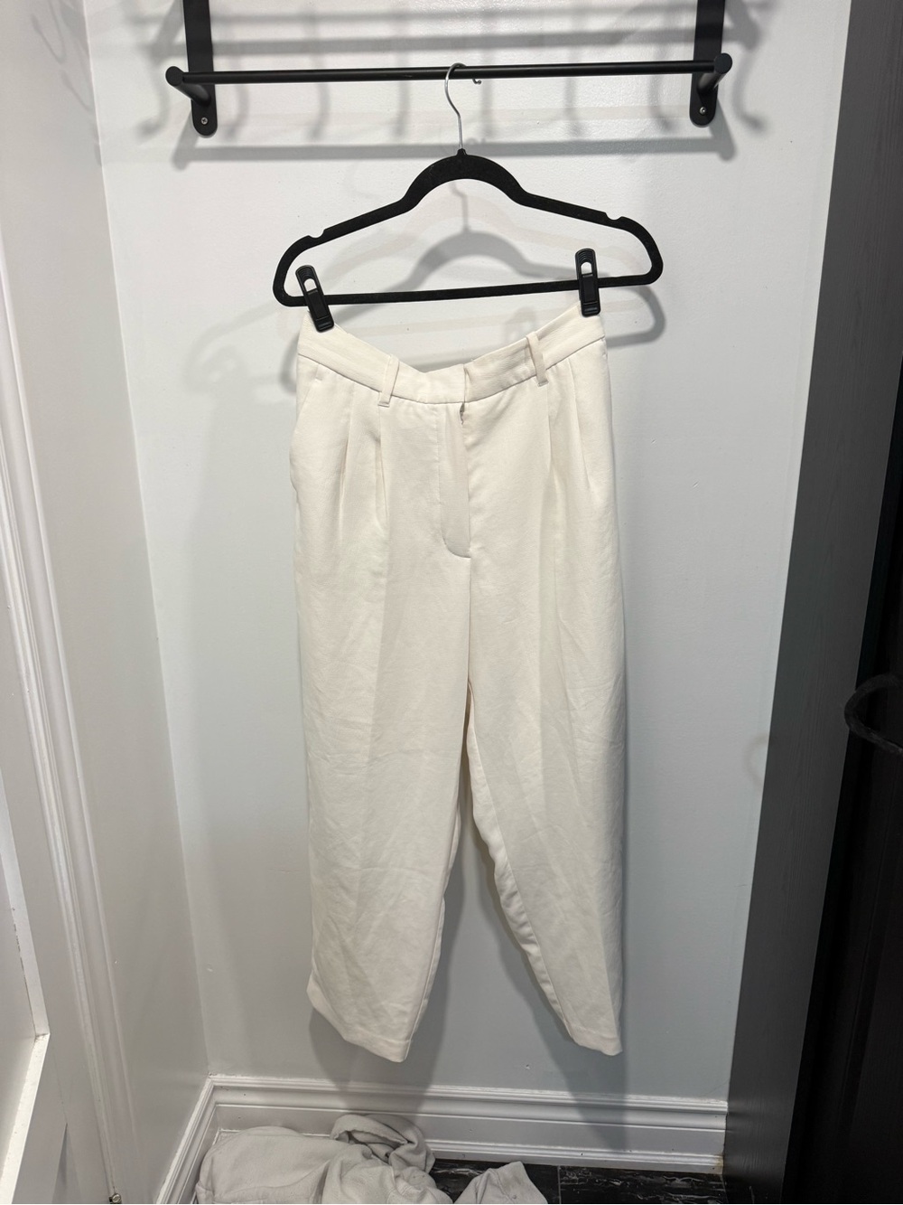 Wilfred Aritzia Effortless Pants (Short Length)